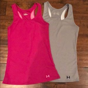 2 Underarmour tanks perfect!